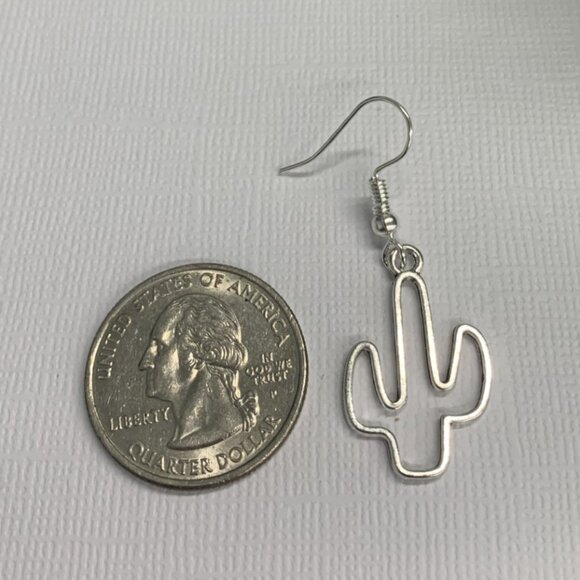 Cactus Earring, Plant Earring, Western Jewelry, Western Earring, Gift Idea - Picture 4 of 5